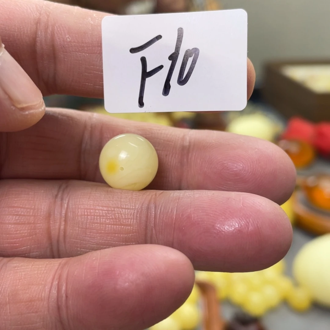 手链琥珀未镶嵌多样性发，发其中一件