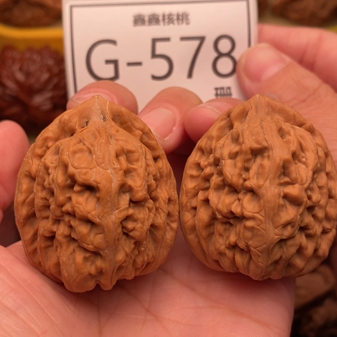 文玩核桃把件红锦鲤38