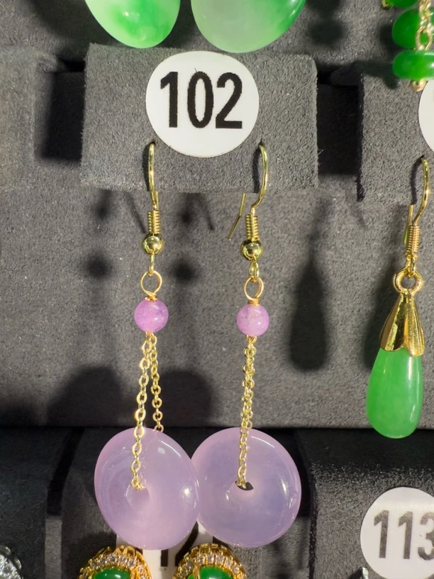 天然缅甸翡翠A货耳饰 102