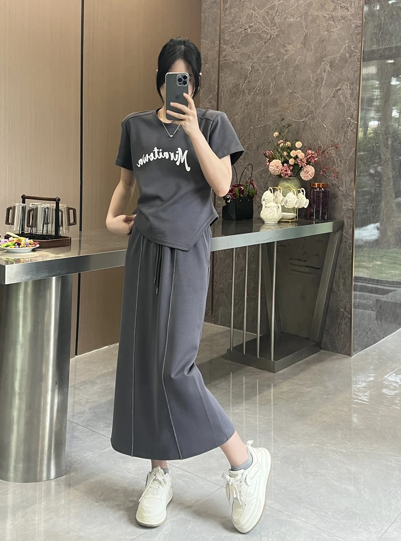 【133/134/135]】韩系小众设计明线字母高腰显瘦裙子套装