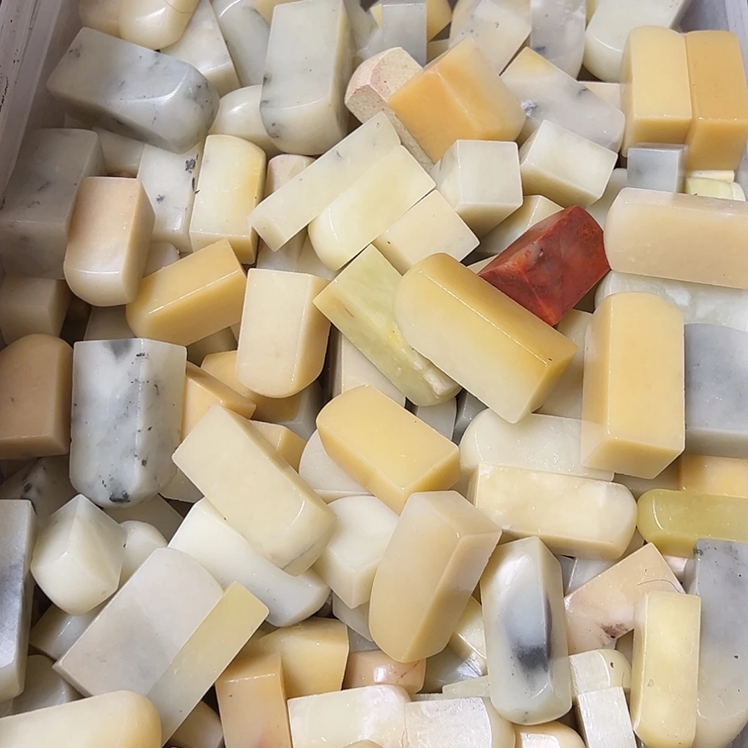 轻***、寿山石随机批发500个