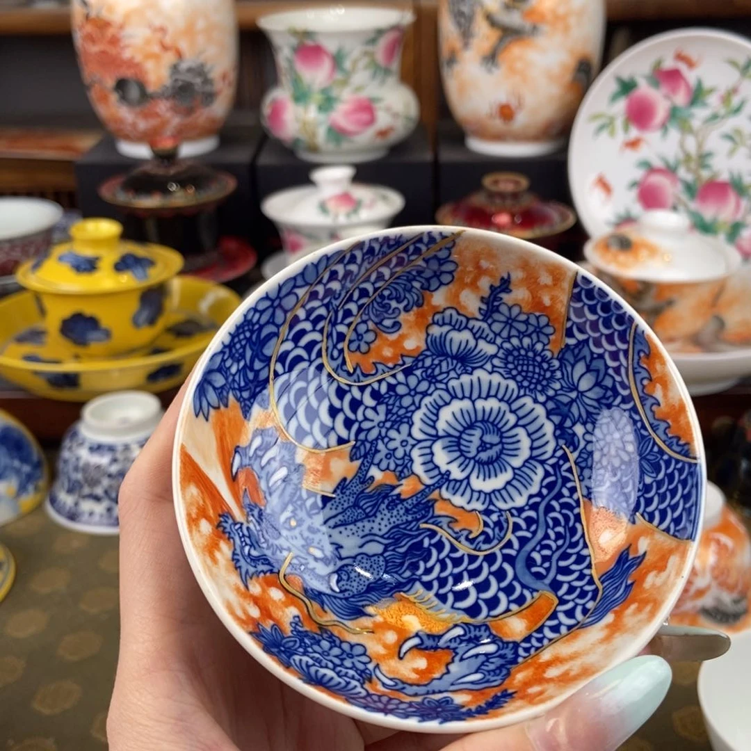 陶瓷艺术家的作品是一种