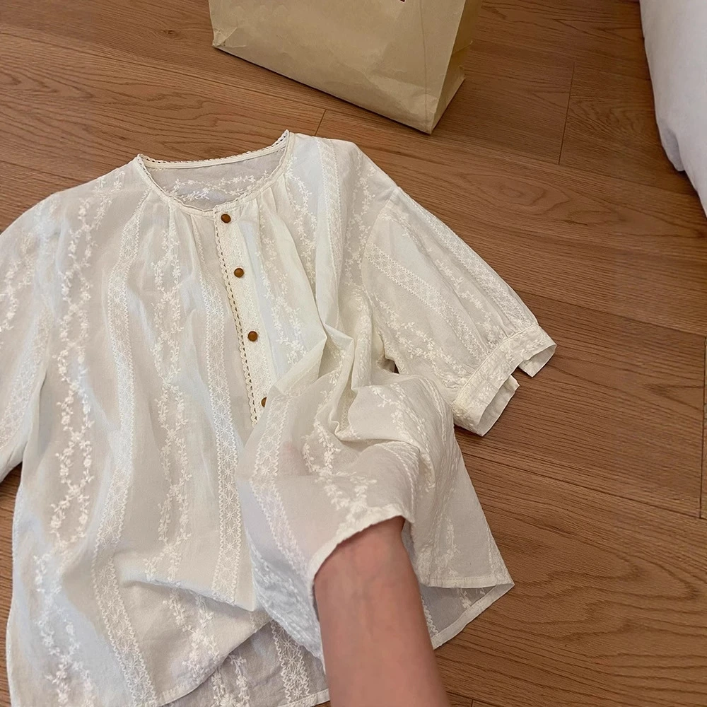 夏季夏装大码女装上衣衬衫，夏季米杏色纯棉大码宽松显瘦韩版衬衣