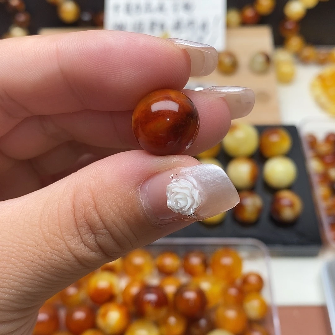 天****裸石虫珀未镶嵌蜜蜡