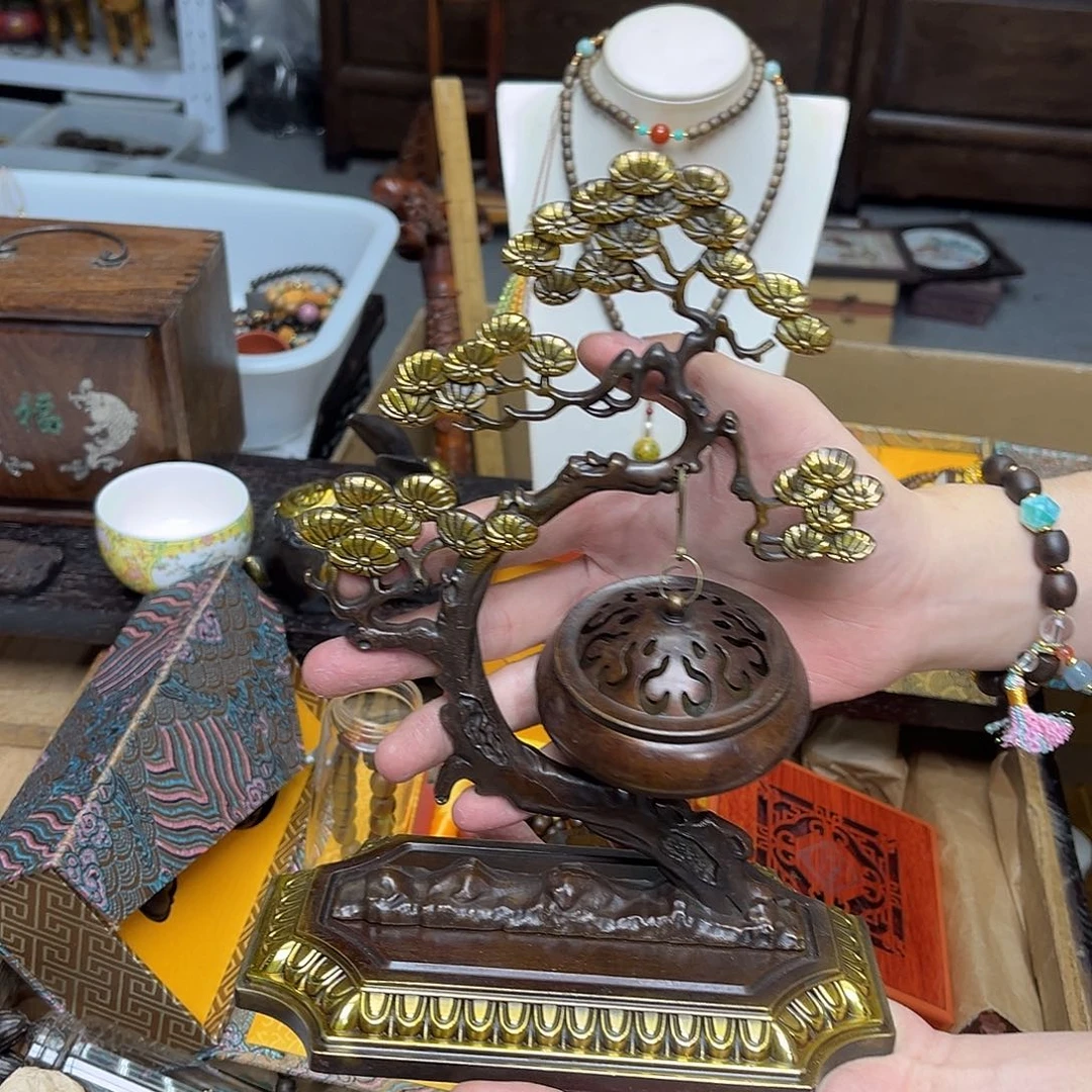 大叶紫檀（黑酸枝木类）