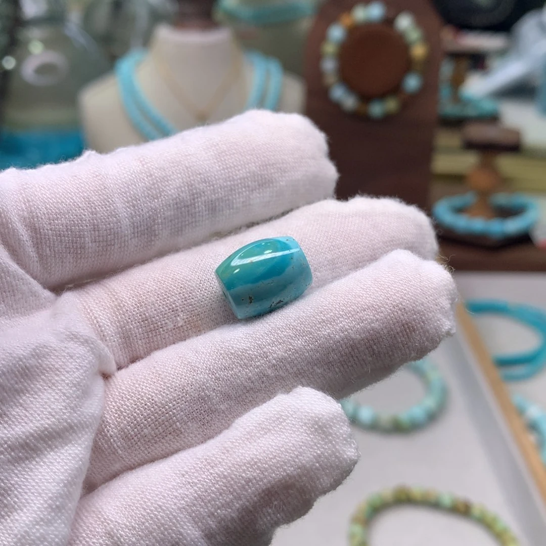 绿松石配饰未镶嵌