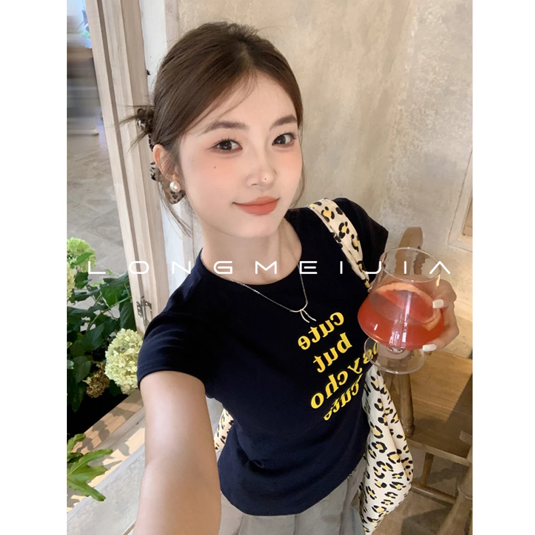 正肩圆领印花短袖T恤女2025夏季新款设计感小众修身小上衣