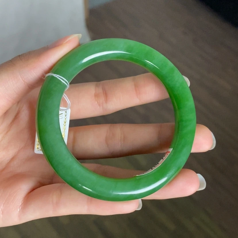 【闪购商品】未镶嵌手镯和田玉（碧玉）