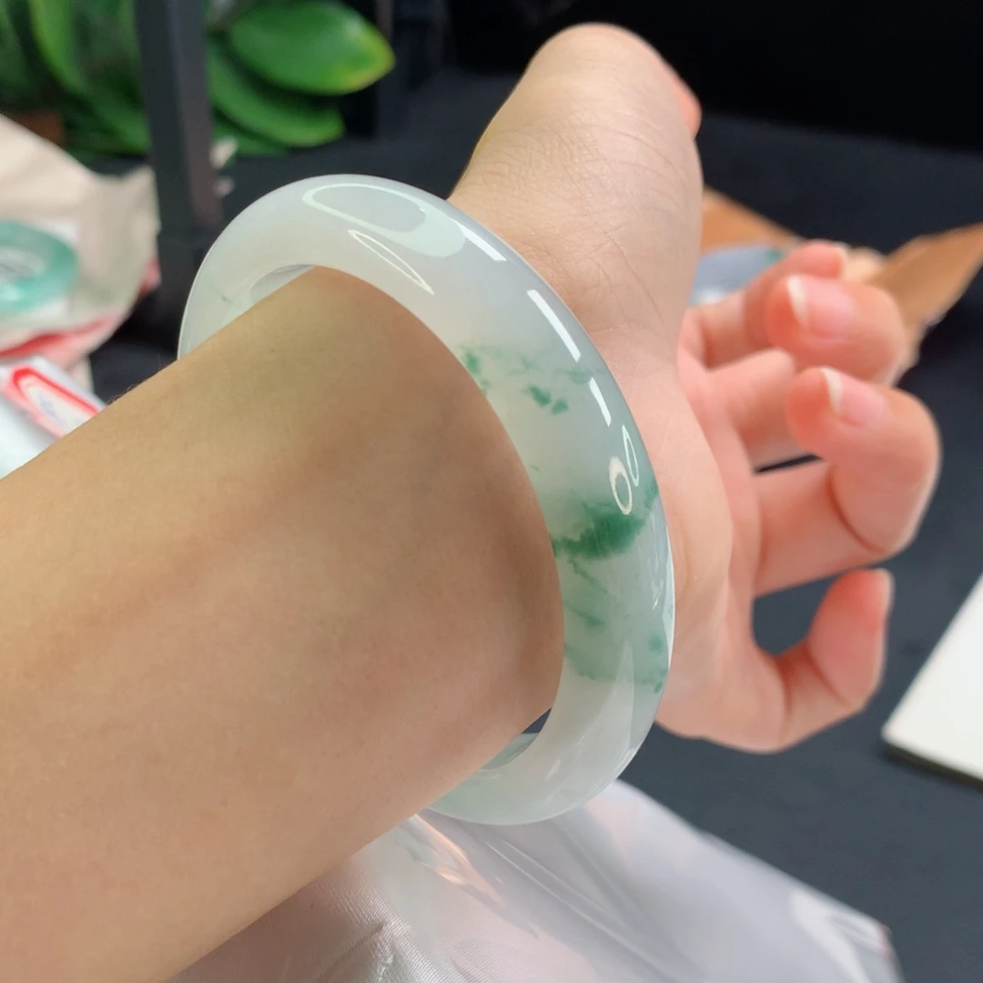 未镶嵌手镯翡翠正圈冰胶飘绿花