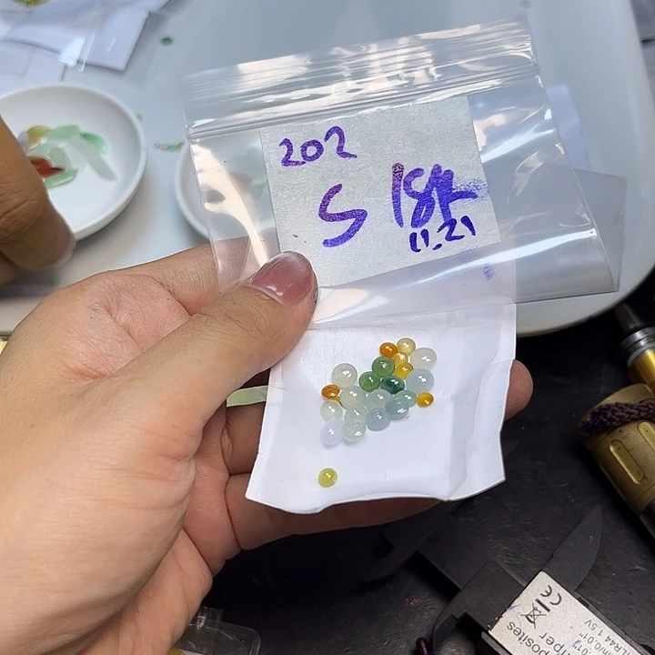 S***Q定制翡翠未镶嵌不