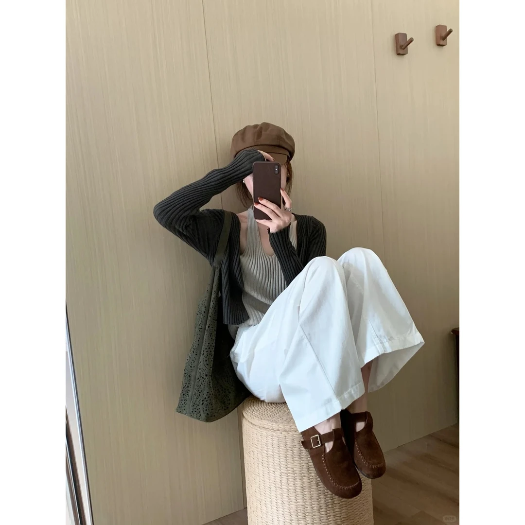 韩系灰色针织衫女秋季设计感小众内搭修身挂脖背心上衣裤子三件套