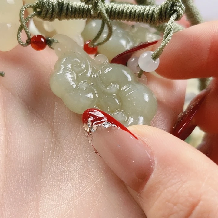 未镶嵌和田玉挂件