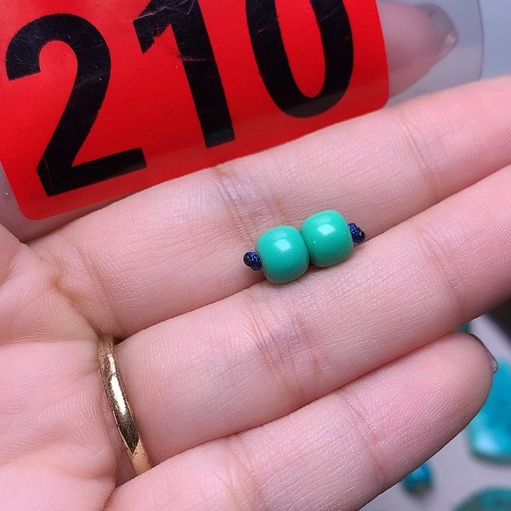 湖北十堰原矿特色散珠