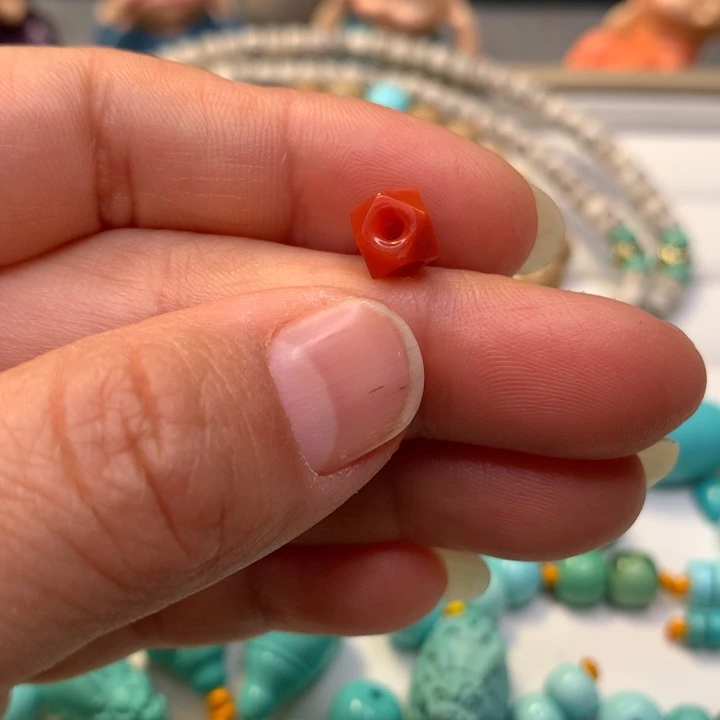 南红玛瑙未镶嵌颈饰