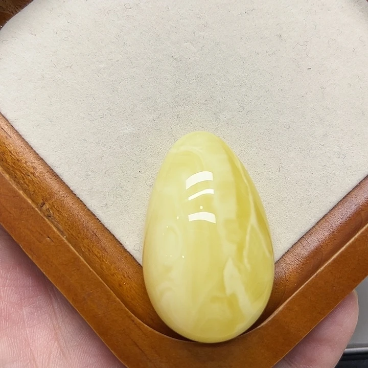 蜜蜡未镶嵌吊坠(赠链)蜜蜡水滴吊坠