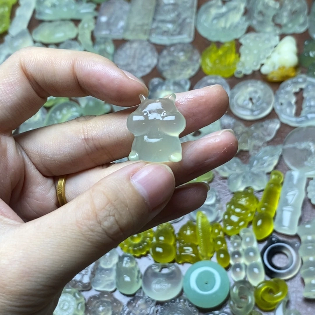 蛇纹石玉合金颈饰
