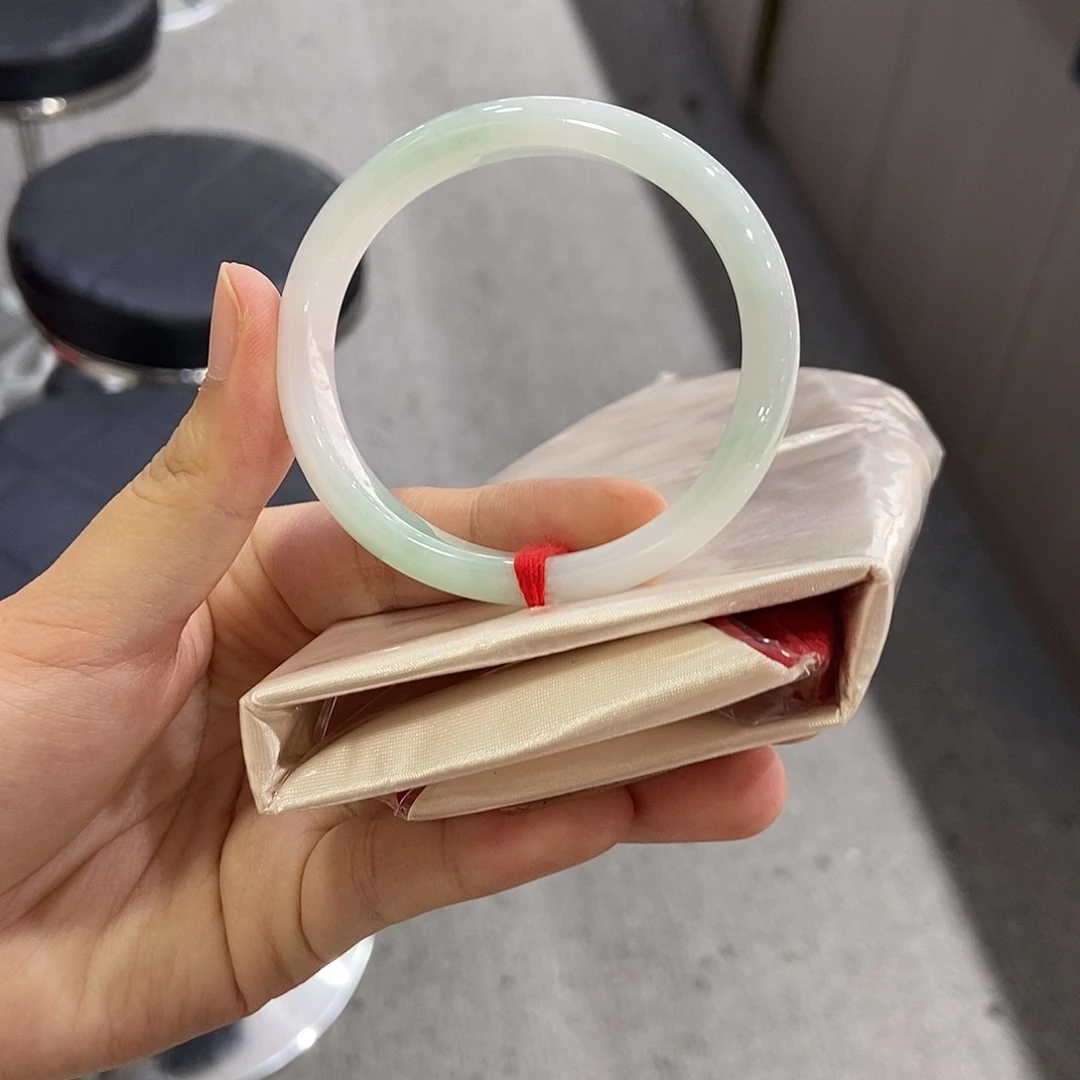 翡翠未镶嵌手镯天然缅甸翡翠