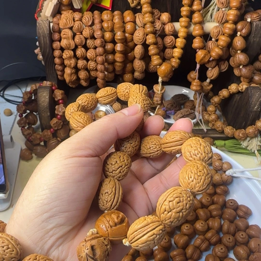 彧***彧桃核手串桃核钱袋子