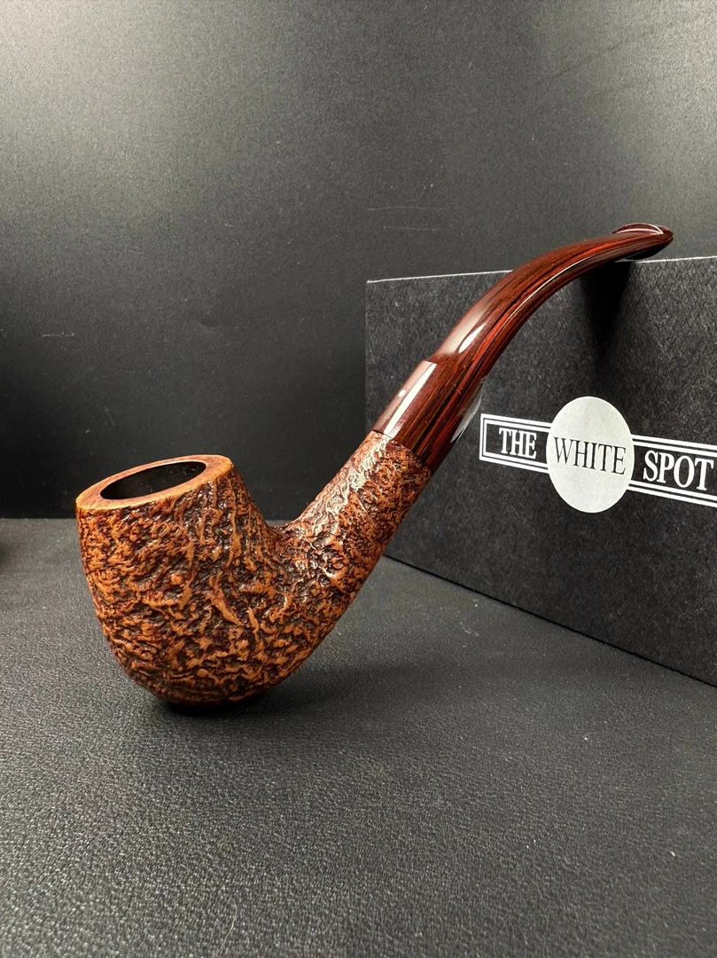 英国The white spot乡村3202型石楠木烟斗 内径18.3斗深35.3长136