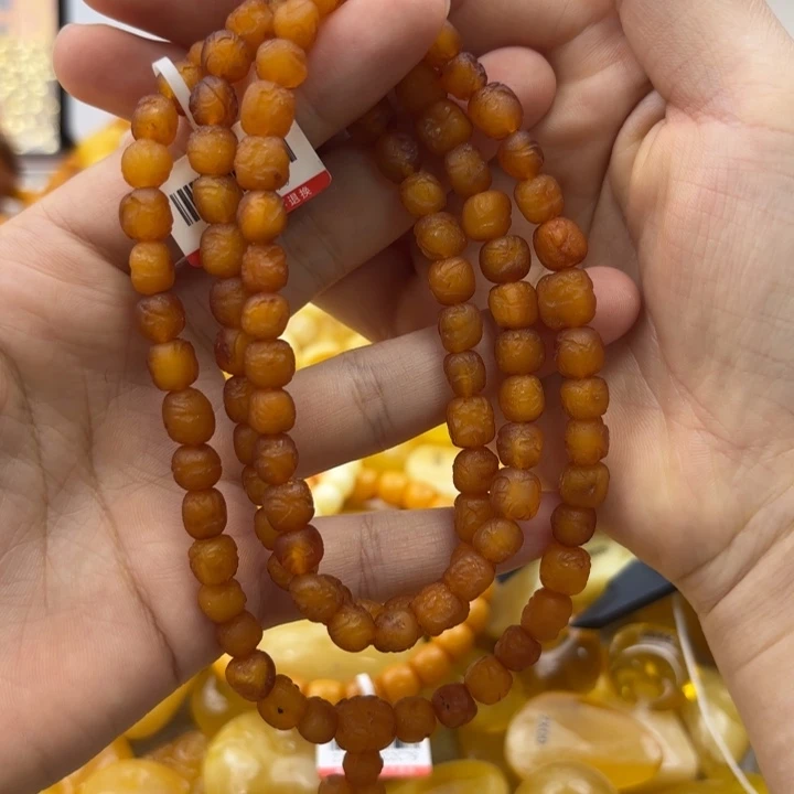 未镶嵌琥珀珠宝奇石