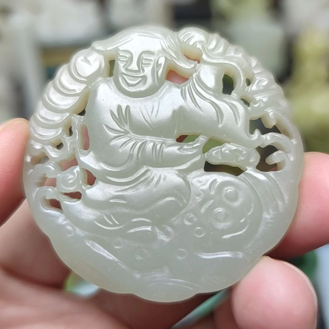 和田玉未镶嵌挂件