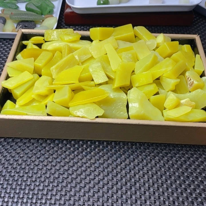 蛇纹石玉珠宝半成品未镶嵌