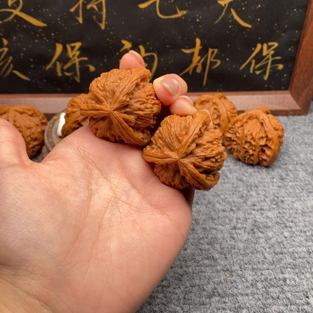 【闪购商品】吊坠文玩核桃向*端