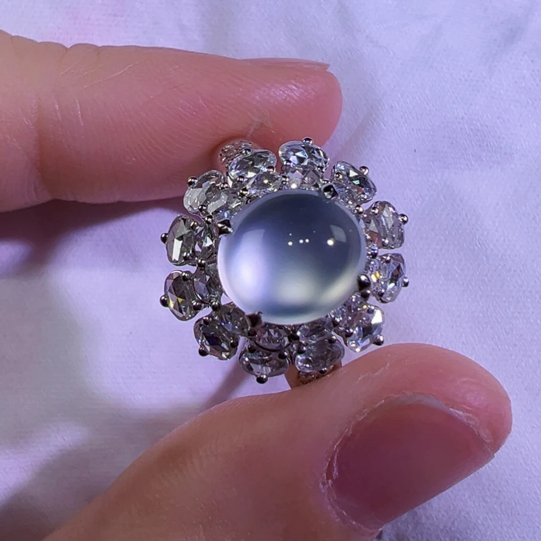 翡翠18K金镶嵌戒指