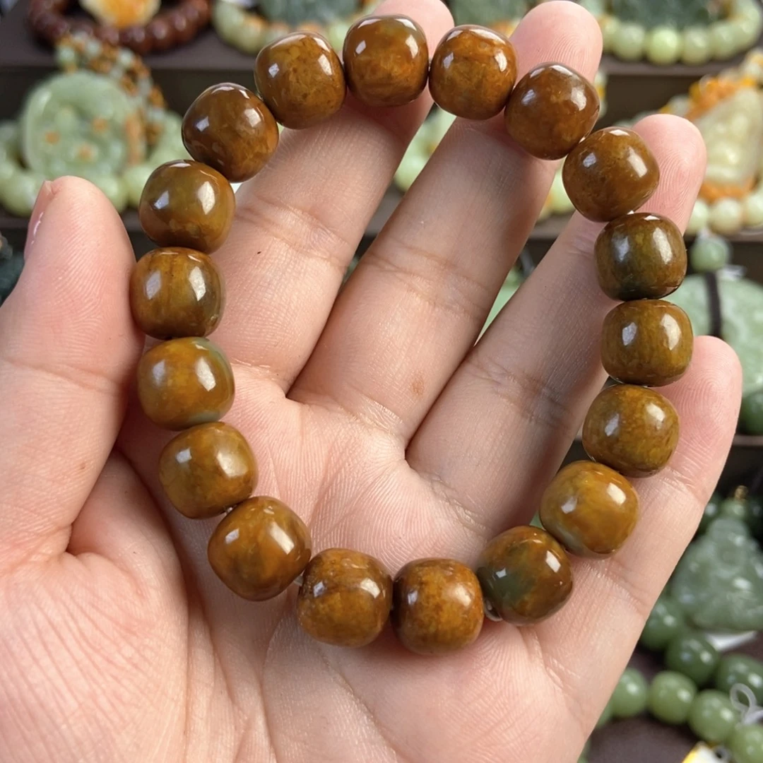 透闪石质玉未镶嵌手串