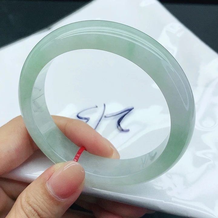 未镶嵌手镯翡翠215