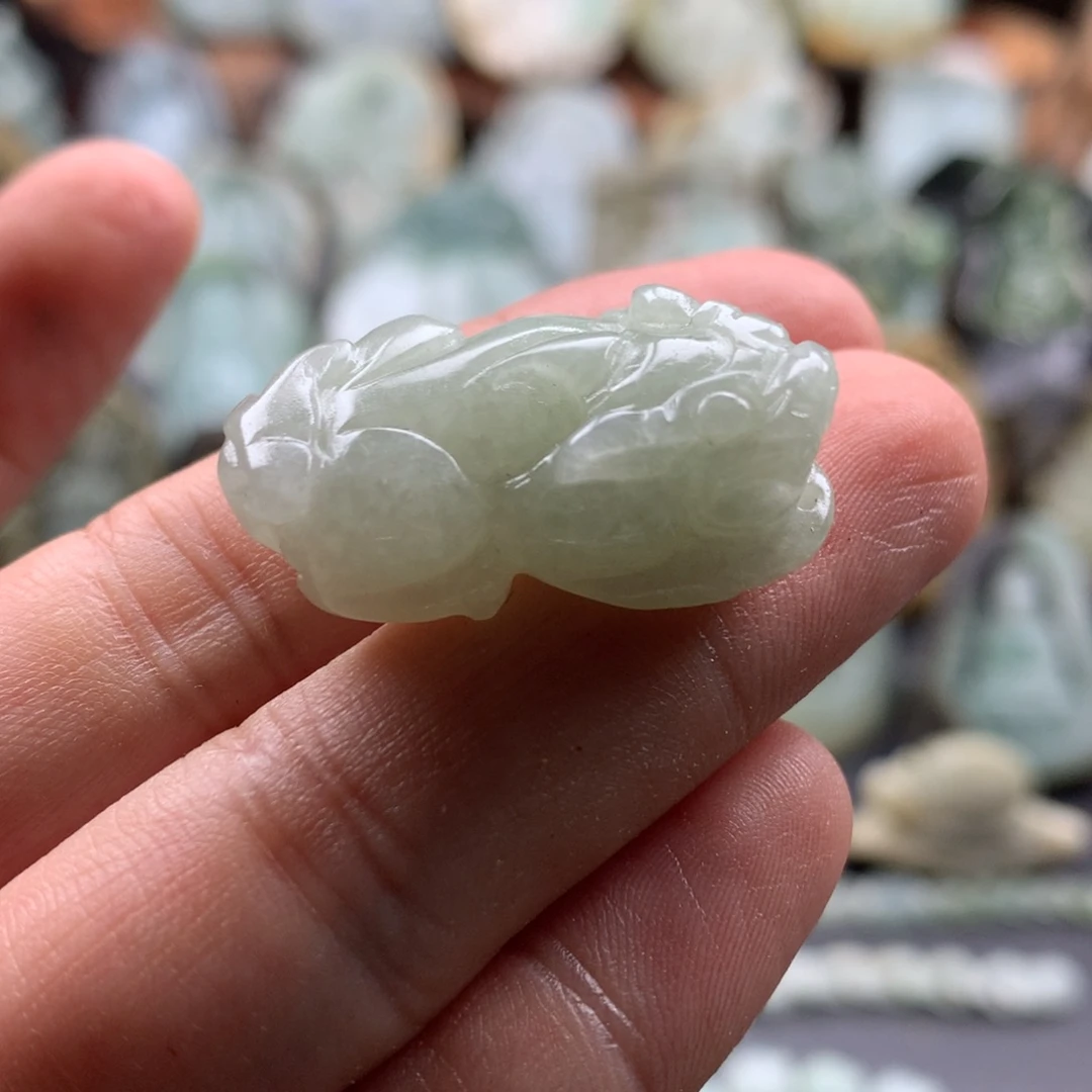 定制翡翠未镶嵌翡翠