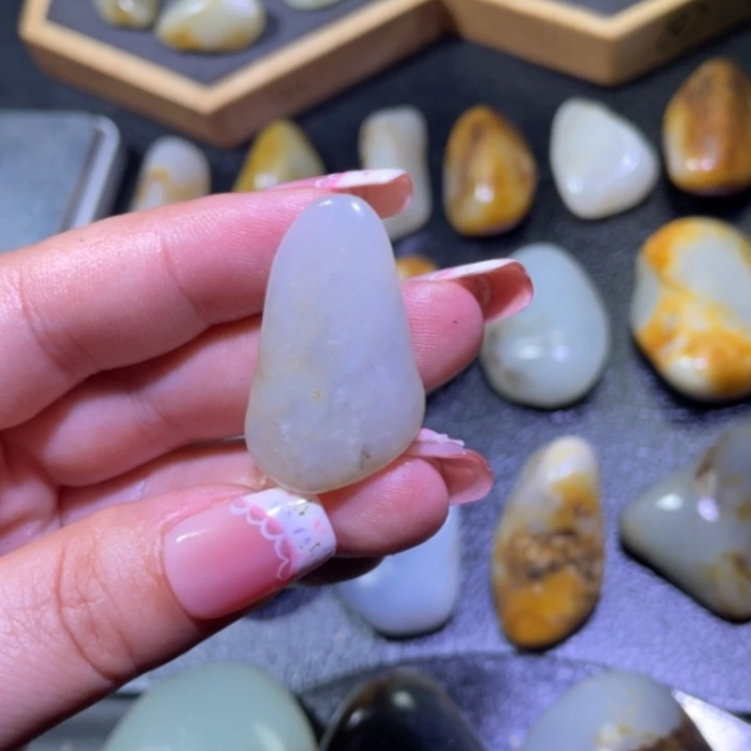 【闪购商品】和田玉未镶嵌颈饰