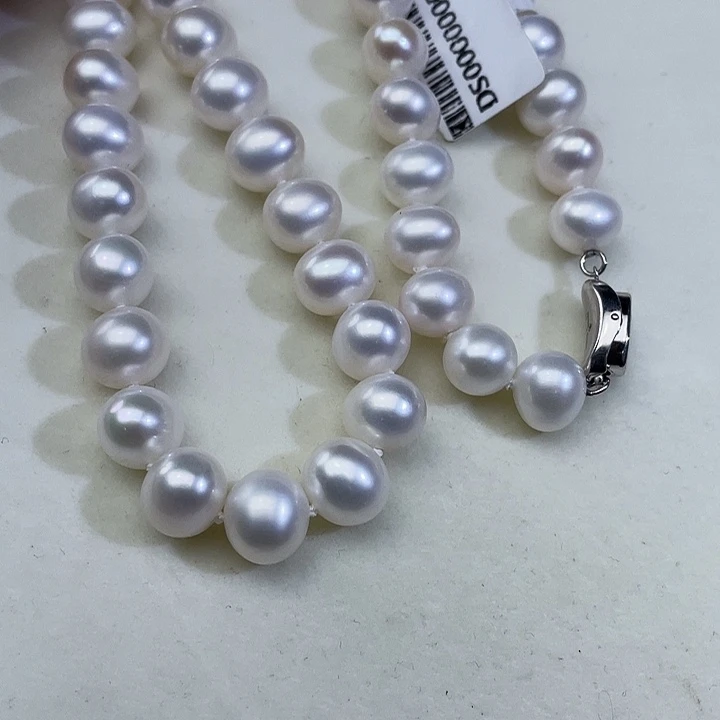 银S925镶嵌淡水珍珠颈饰卡9到10高品极光冷白丝绸光毕业级