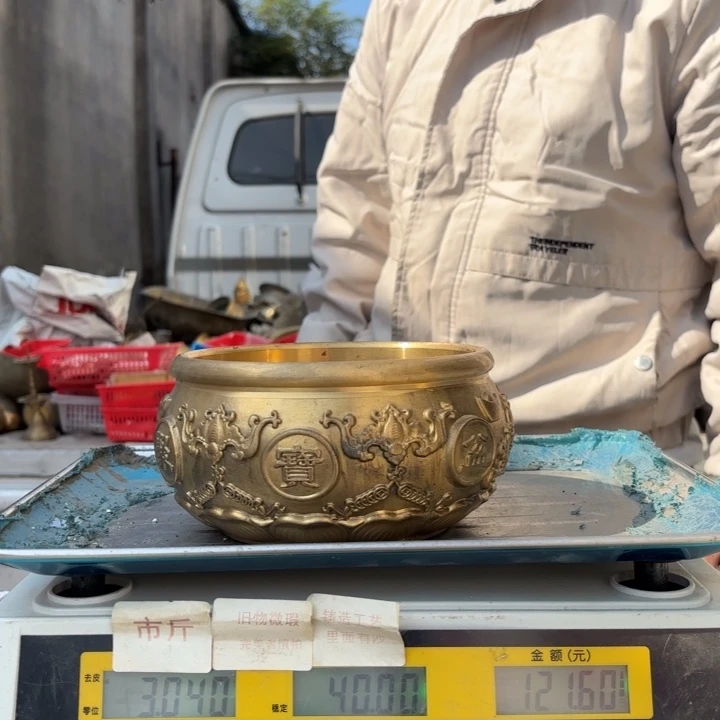 551 铜器物品理性消费