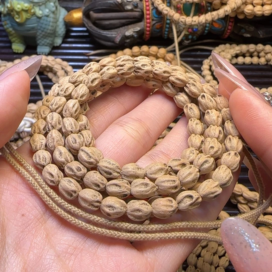 柏香籽/百香籽吊坠～