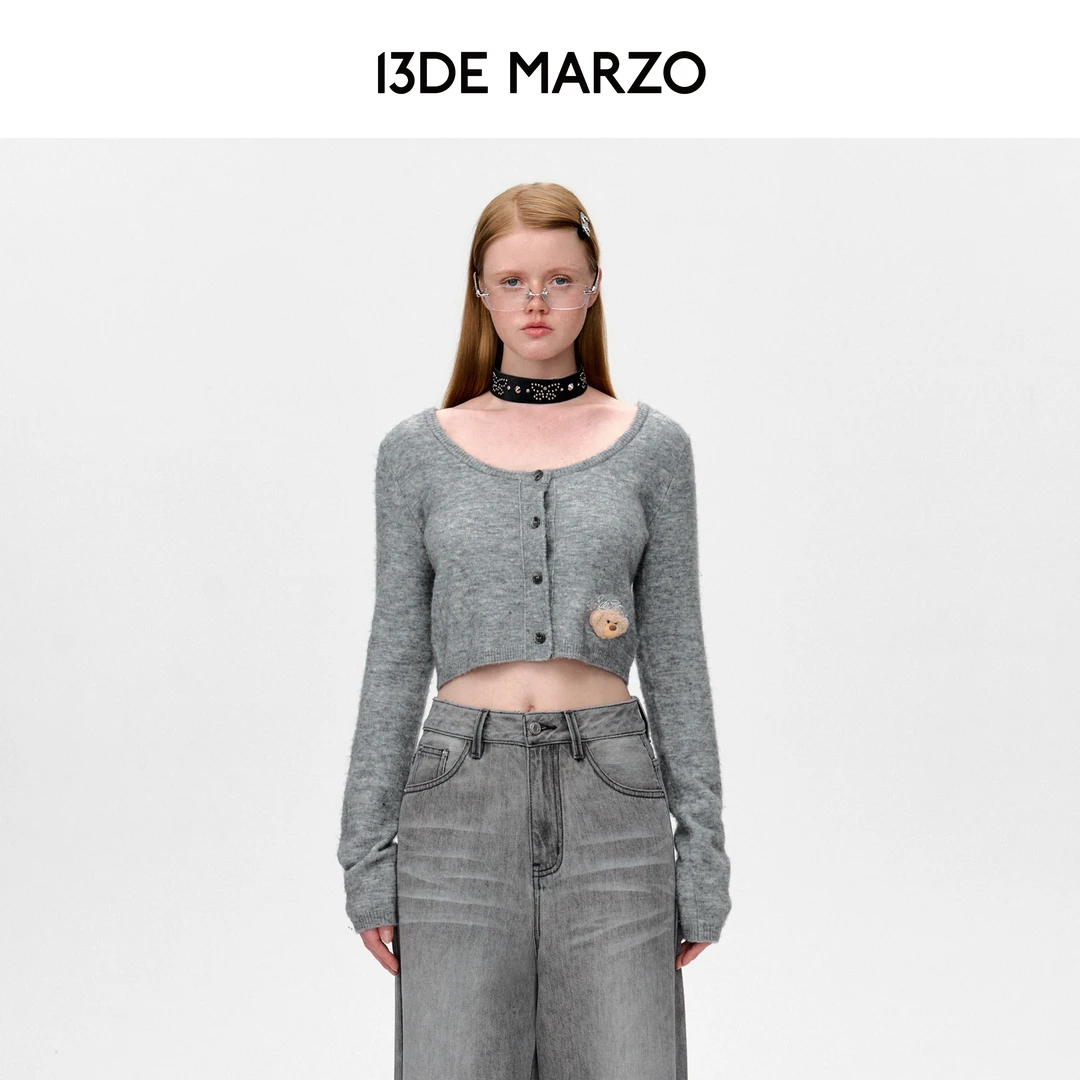 13DE MARZO女士 25早春新款小熊头针织薄开衫高级感短款毛衣外套