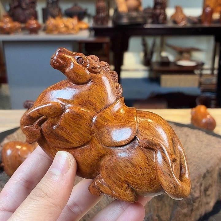 谢***欣端景台紫檀木类收藏