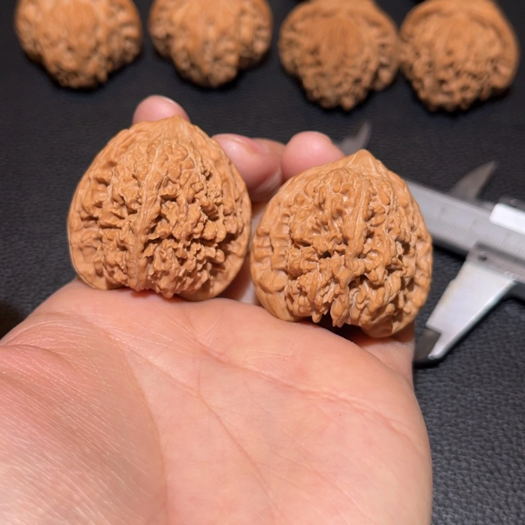 把件文玩核桃满天星36