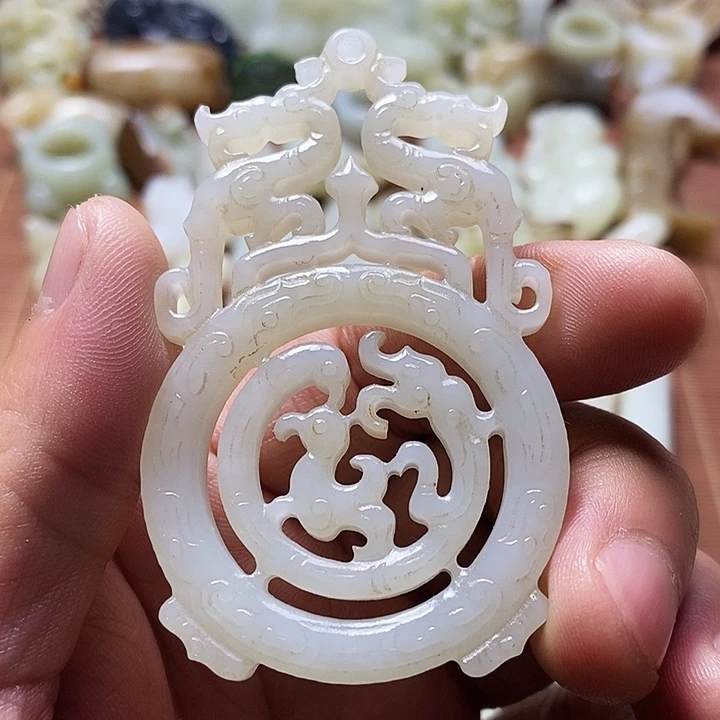 和田玉未镶嵌挂件