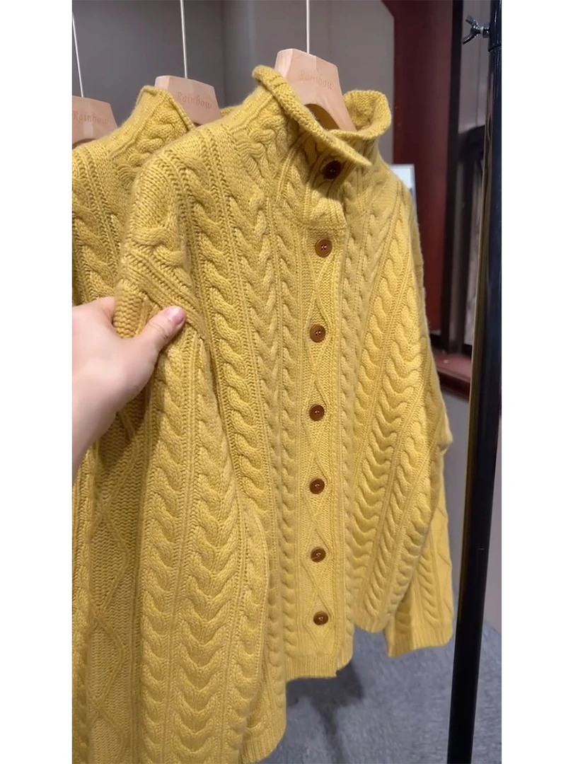 网红洋气炸街女装秋冬2025漂亮时髦毛衣慵懒风半高领麻花针织开衫