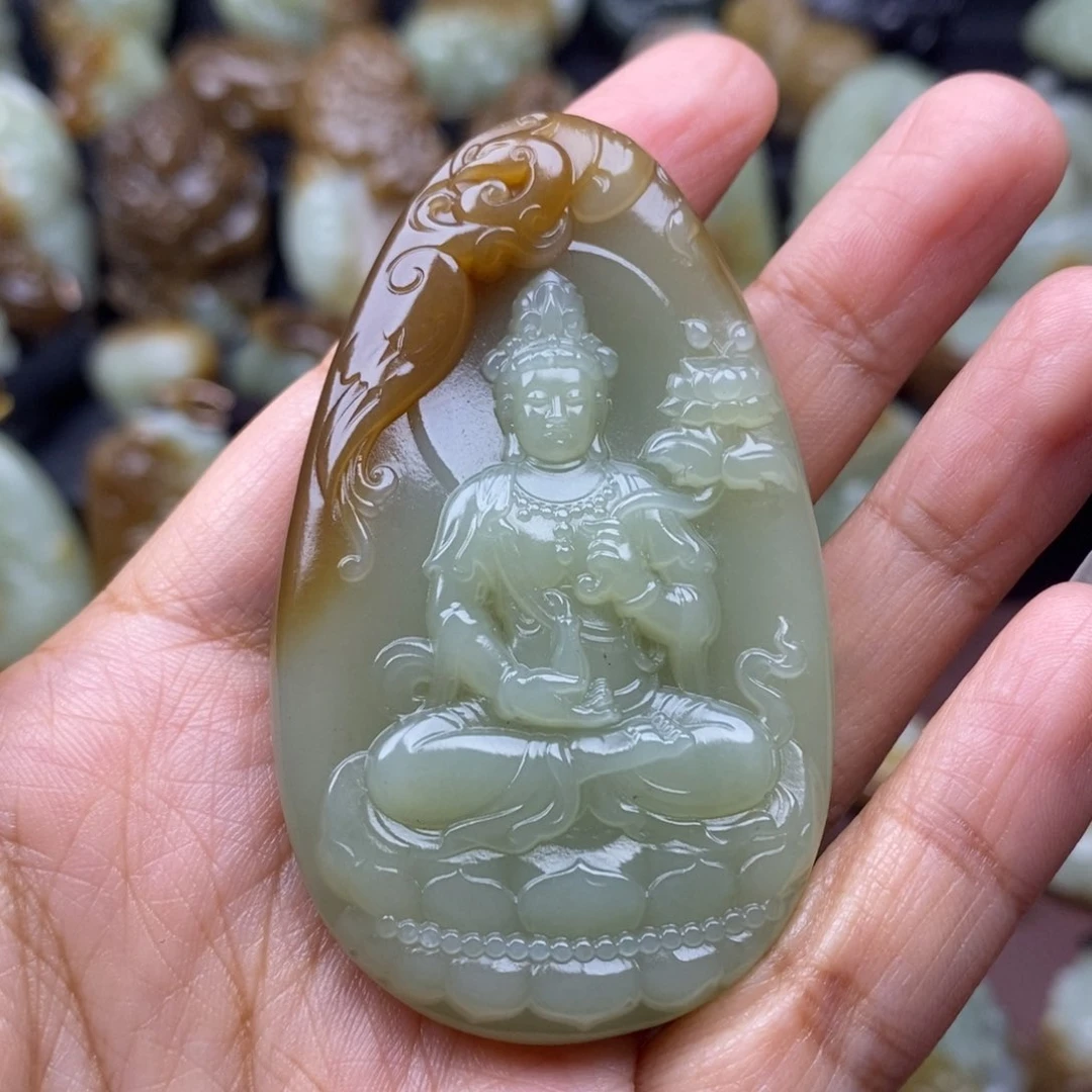 颈饰未镶嵌和田玉（糖玉）北*狼