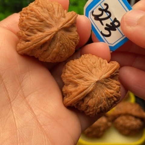 文玩核桃吊坠磨盘38