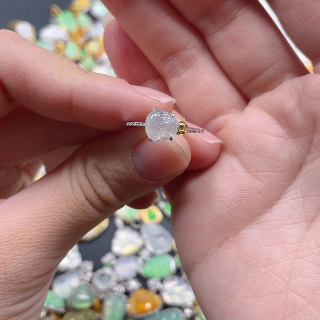 翡翠戒指18K金镶嵌天然翡翠18kA货