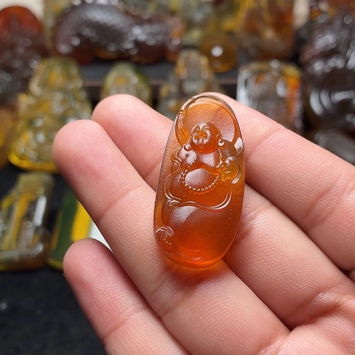 琥珀未镶嵌颈饰210