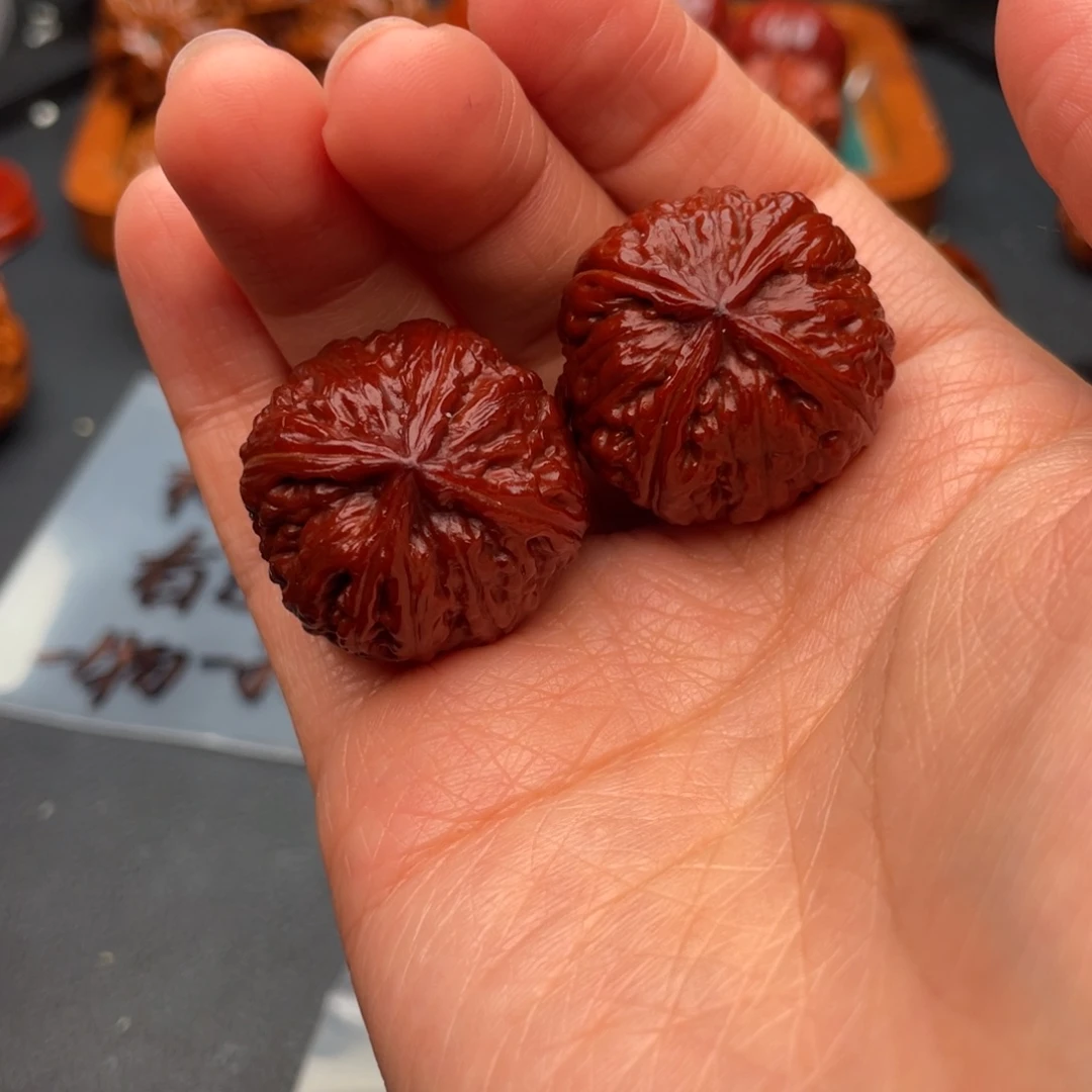 把件文玩核桃四棱