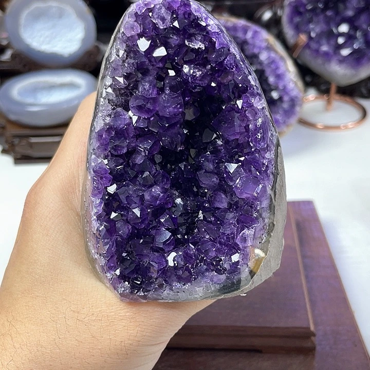 水晶大型摆件（非配饰）未镶嵌