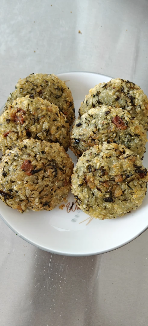 舒城糯米腊肉蒿子粑粑