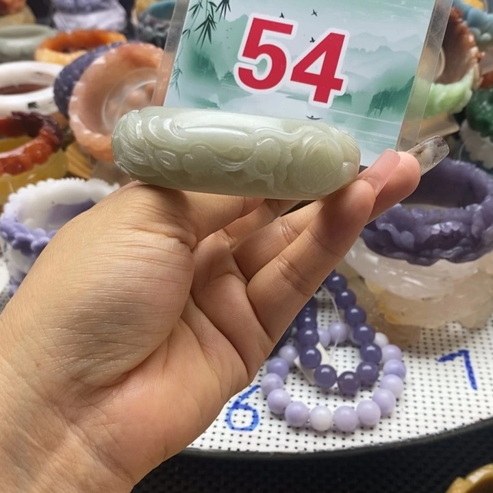 石英质玉手镯未镶嵌