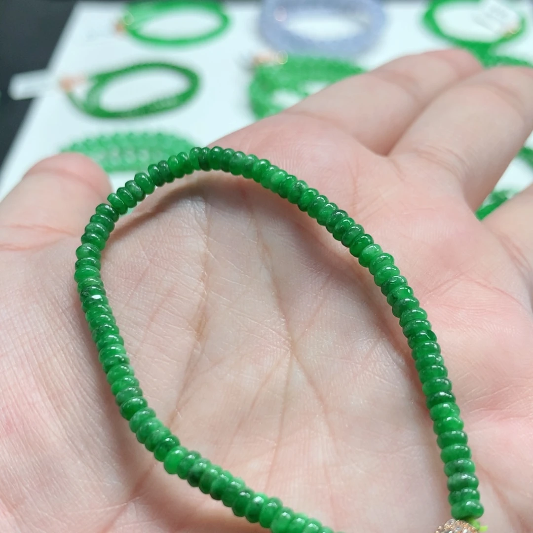 翡翠未镶嵌手链翡翠
