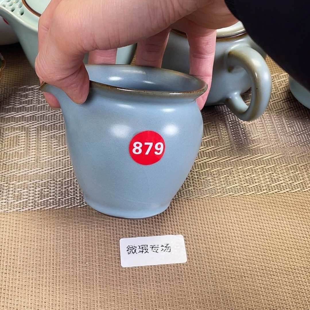 瓷片。。。。。。。。。。。。。。
